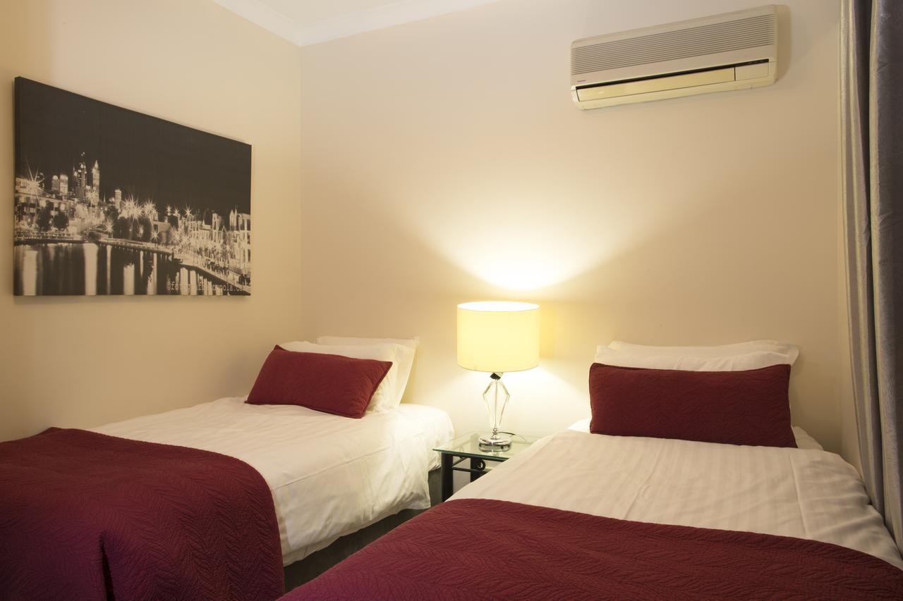 Regal Apartments Perth Exterior photo
