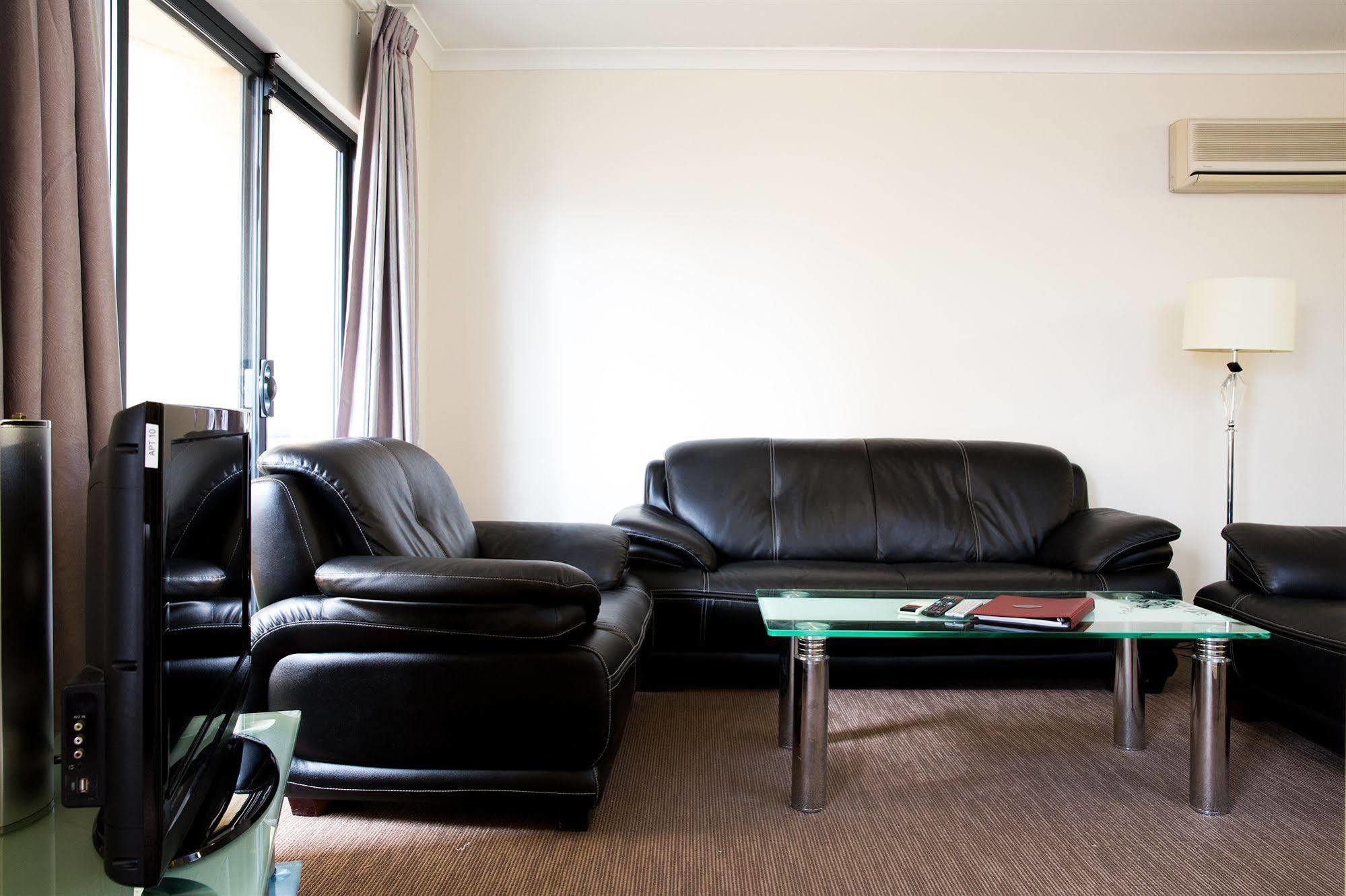 Regal Apartments Perth Exterior photo
