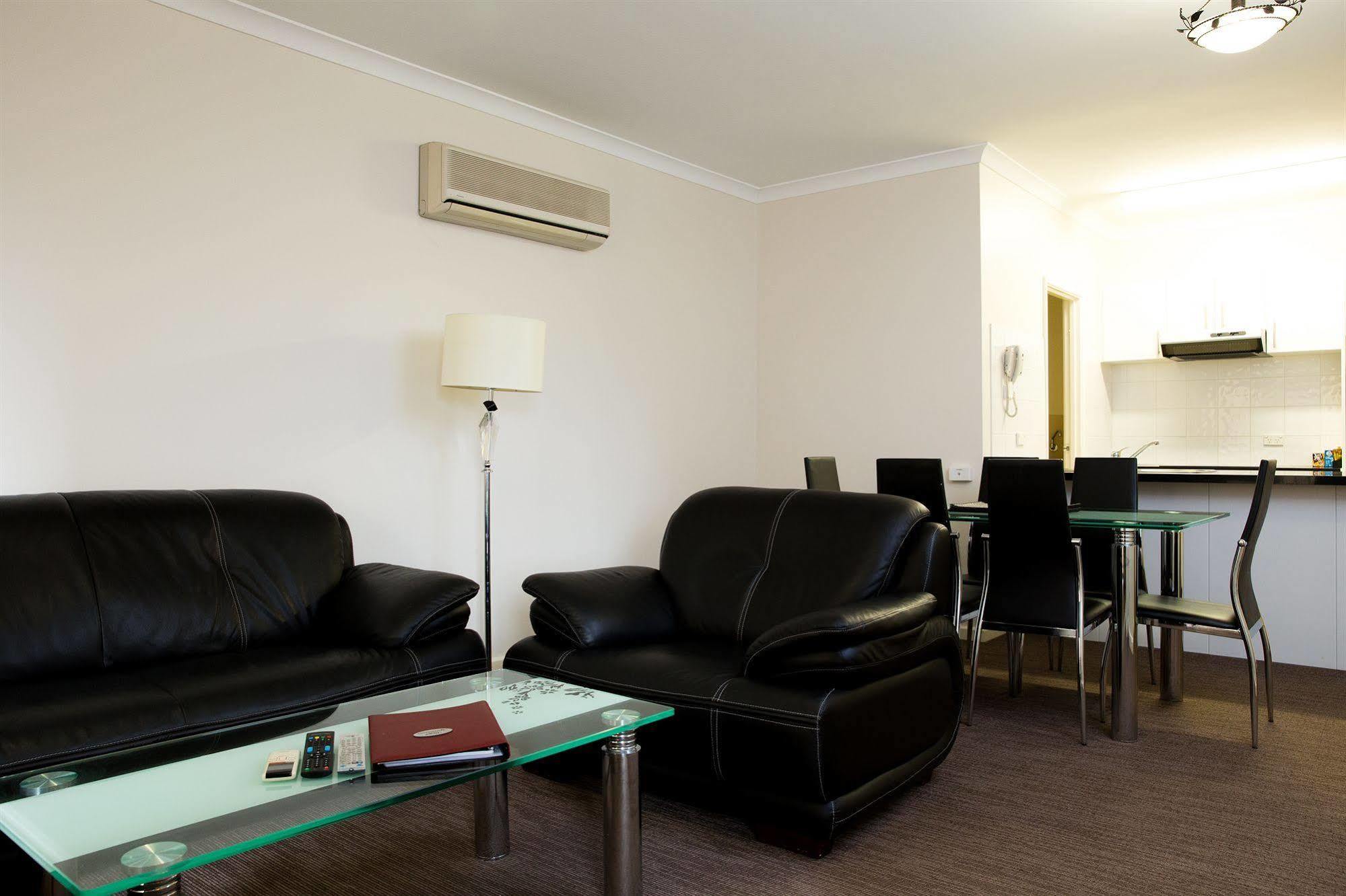 Regal Apartments Perth Exterior photo