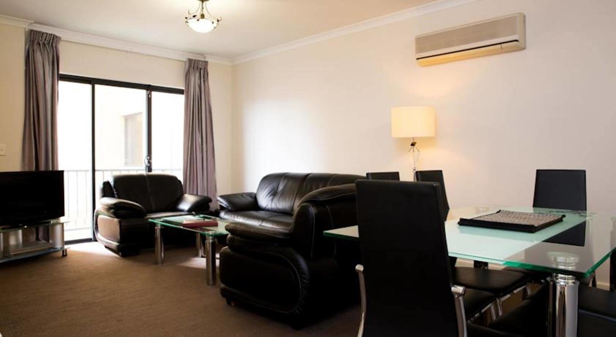 Regal Apartments Perth Exterior photo